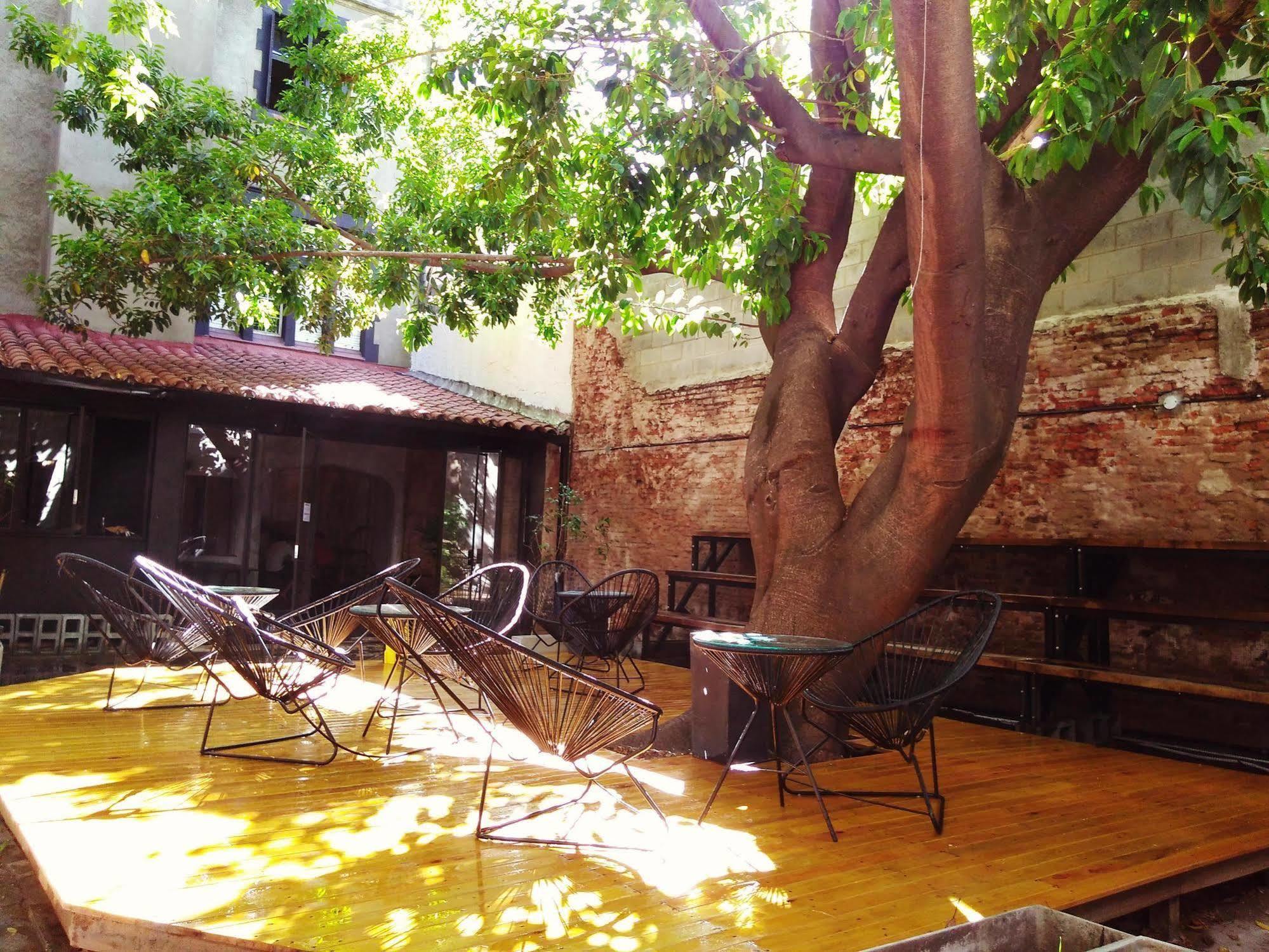 Hostel Art Factory Beer Garden Buenos Aires Exterior foto